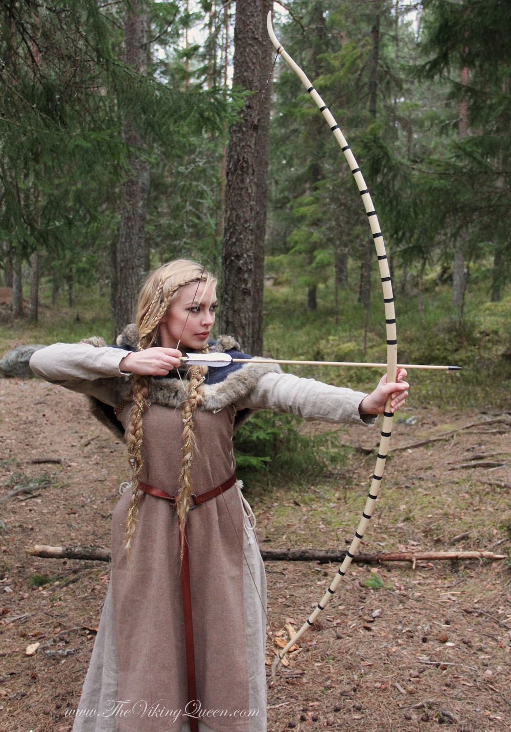 Nude girl Slavic girls in Banbu