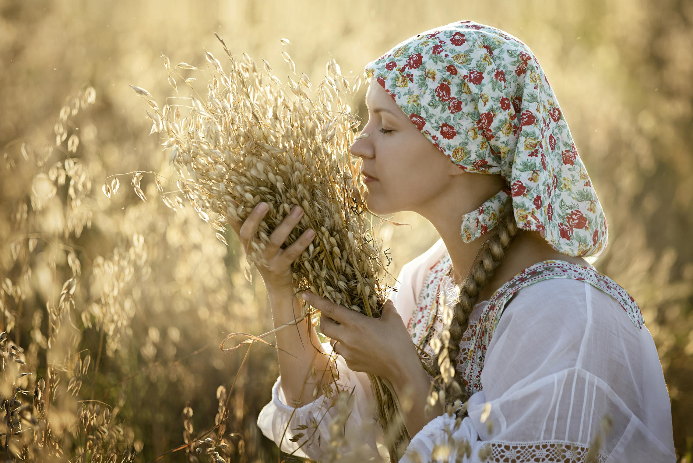 Photo Women in Slavic costumes in Banbu