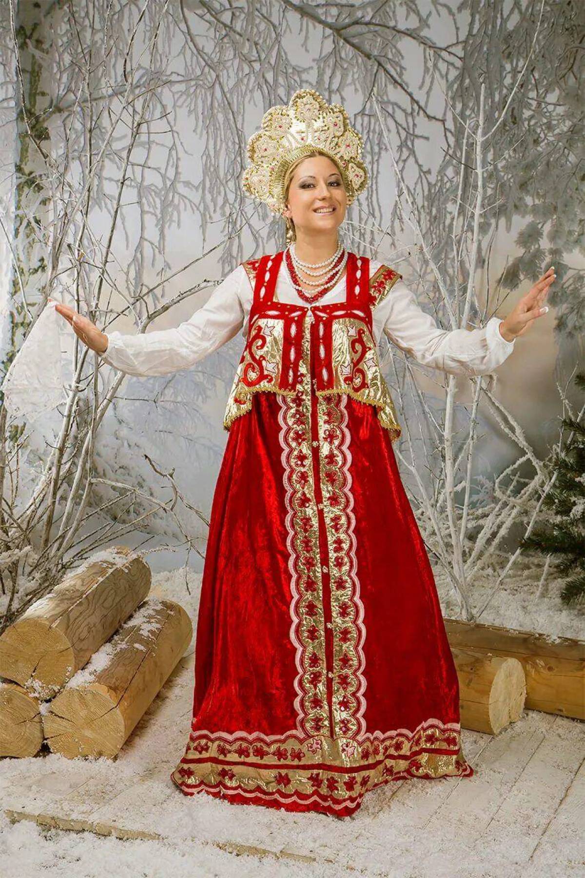 Girls in Slavic costumes in Banbu